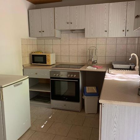 Moustaki Apartment เกราโมตี ภายนอก รูปภาพ