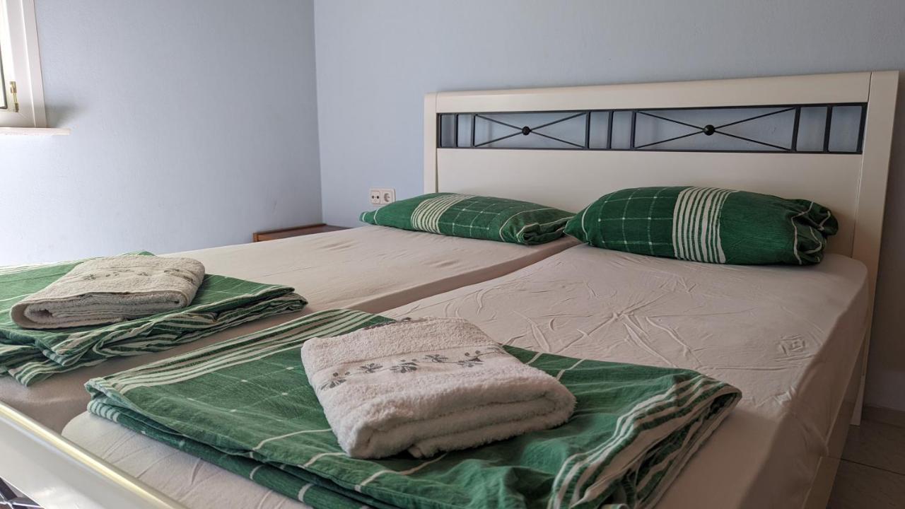 Moustaki Apartment เกราโมตี ภายนอก รูปภาพ